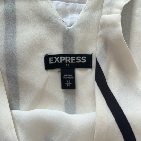 Expressss tank top - Picture 2 of 2